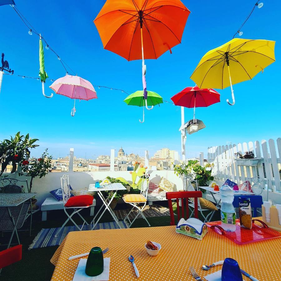 Due Passi Dal Centro Bed & Breakfast มาร์ซาลา ภายนอก รูปภาพ