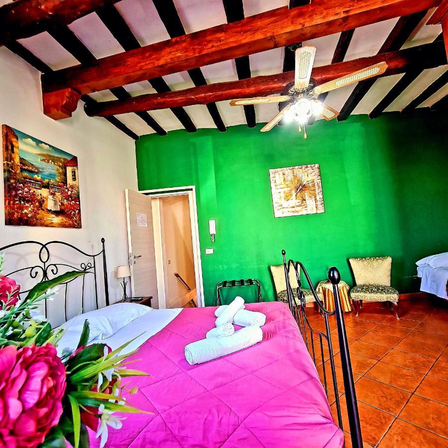 Due Passi Dal Centro Bed & Breakfast มาร์ซาลา ห้อง รูปภาพ