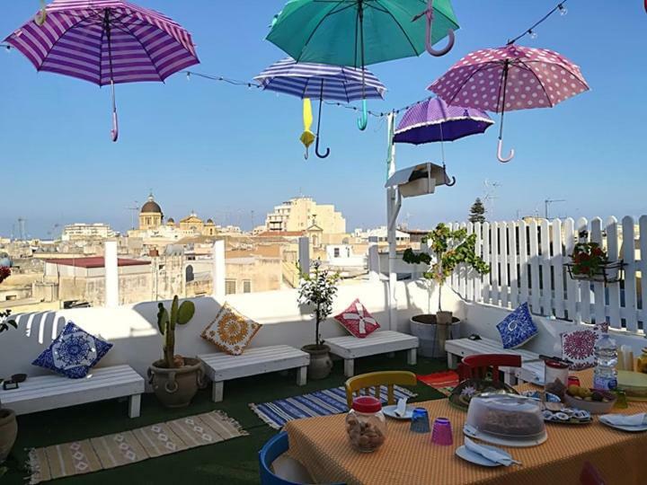 Due Passi Dal Centro Bed & Breakfast มาร์ซาลา ภายนอก รูปภาพ